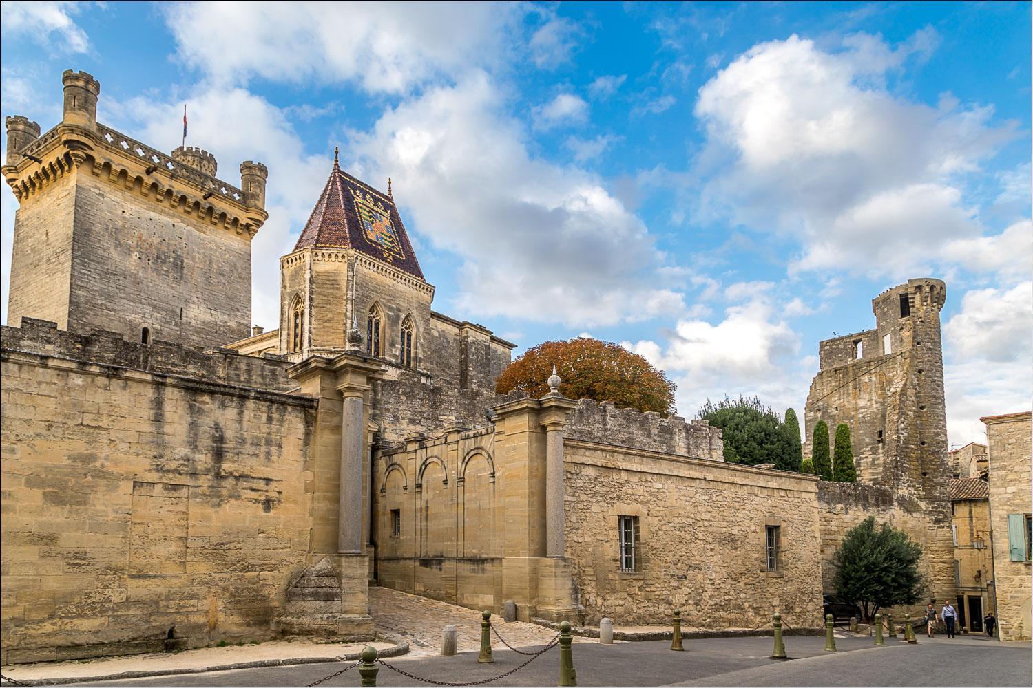 Nid Douillet Au Coeur D'Uzes Apartment Luaran gambar